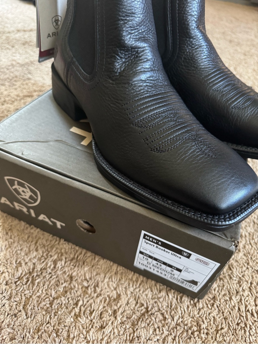 Ariat Men’s Black Leather Western Boots